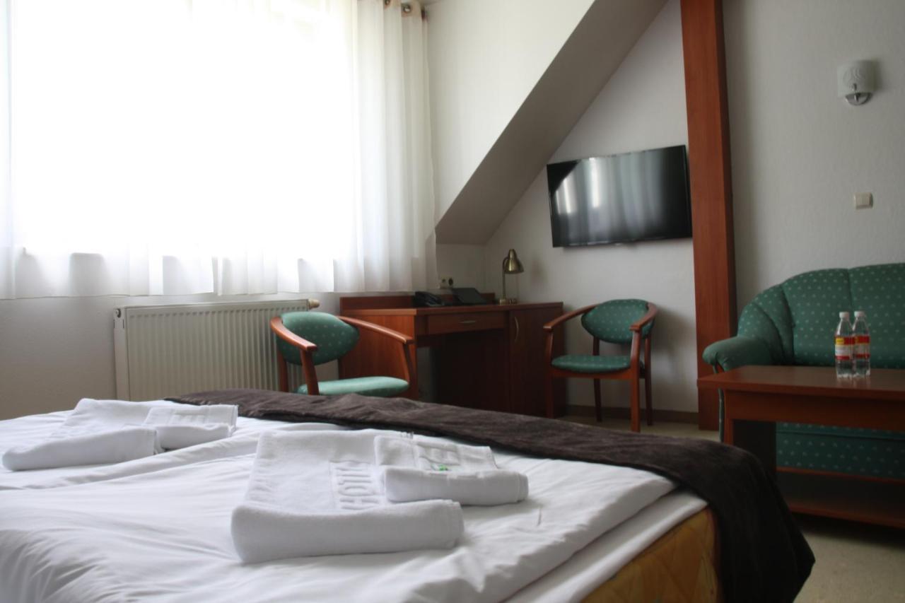 Hotel Slowik Poniatowa Εξωτερικό φωτογραφία