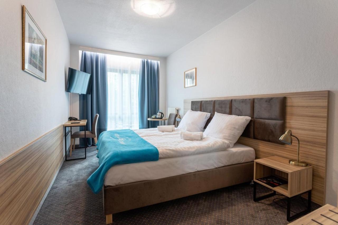 Hotel Slowik Poniatowa Εξωτερικό φωτογραφία