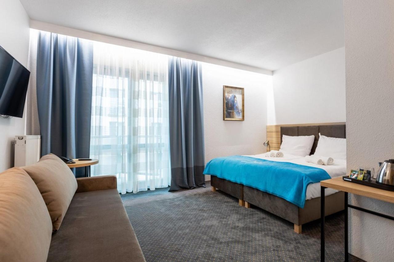 Hotel Slowik Poniatowa Εξωτερικό φωτογραφία