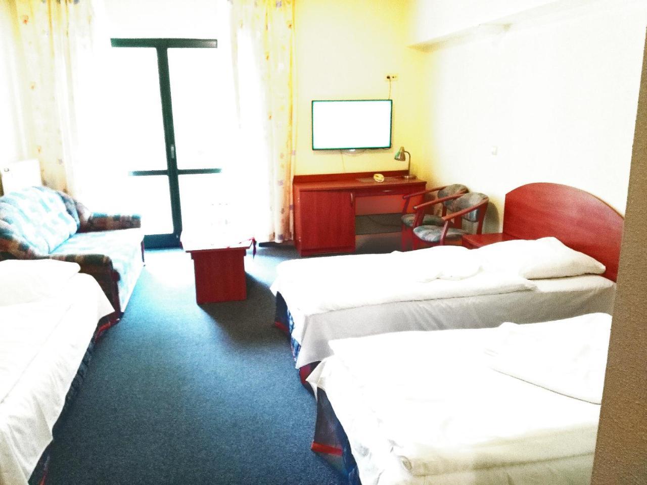 Hotel Slowik Poniatowa Εξωτερικό φωτογραφία